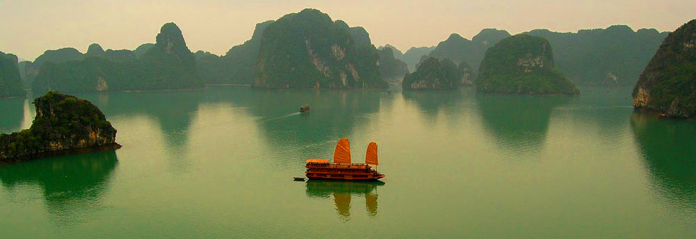 Dau Be Island, Calf Head Island in Lan Ha Bay, Halong Bay, Vietnam