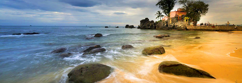 Dinh Cau Temple (Dinh Cau Rock), Phu Quoc Island, Vietnam