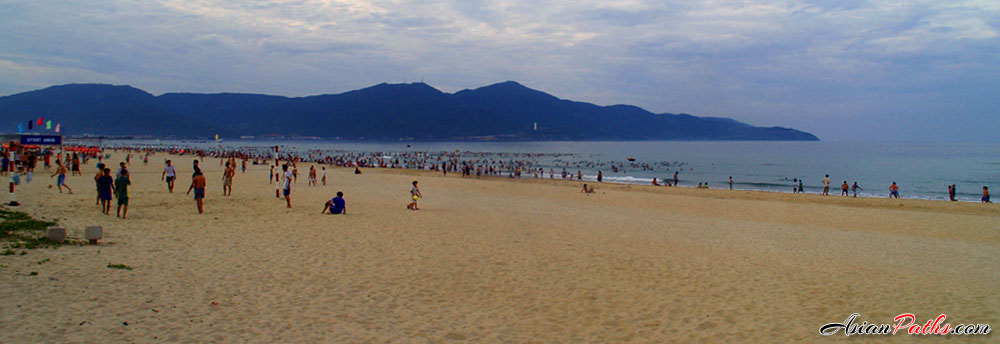 My Khe Beach | Sightseeing Parasailing Sunbathing Swimming | Da Nang