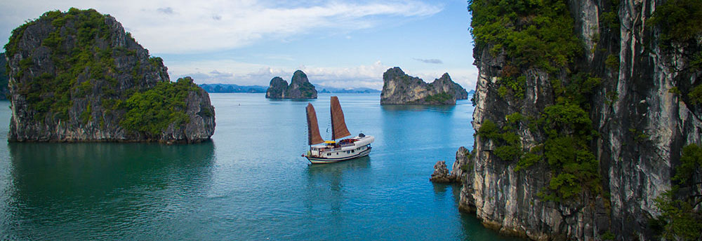 Dragon Bay Cruise
