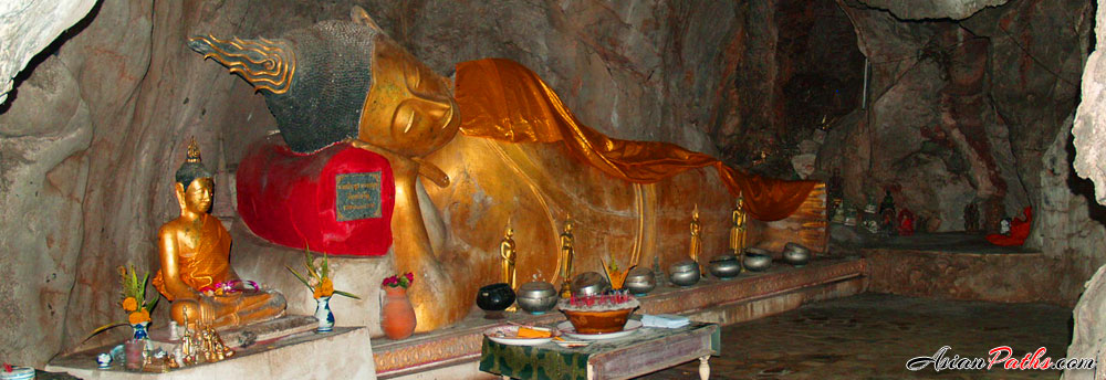 Wat Cha Am | Buddhist Temple | Cave | Reclining Buddha | Cha Am