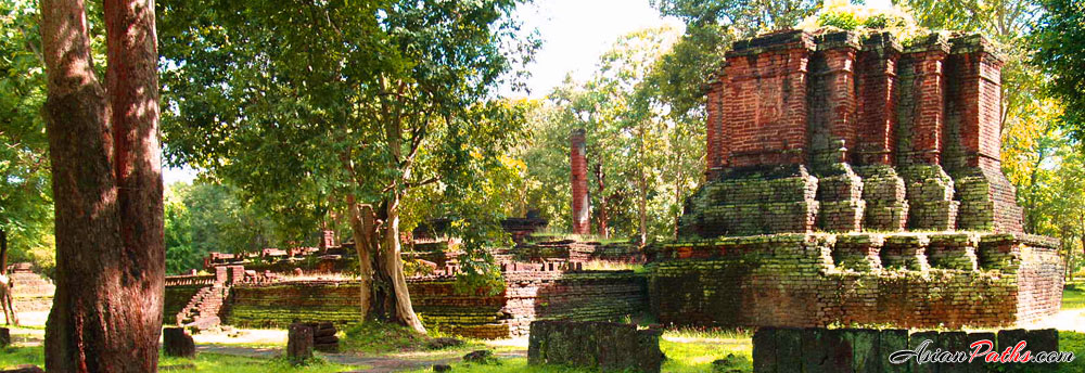 Wat Awat Yai | Buddhist Temple | Kamphaeng Phet Historical Park