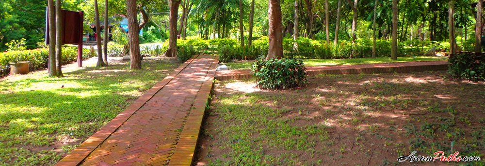 Ban Koo Muang Ancient City | Mueang Boran Ban Khu Mueang | Sing Buri