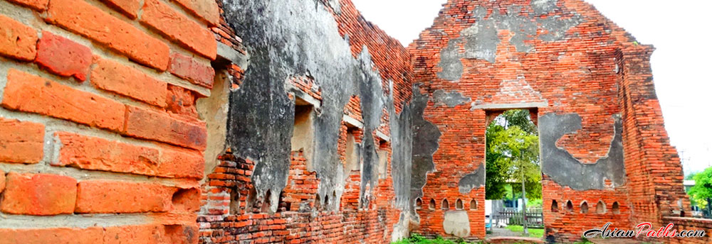 Wat Bandai Hin | Buddhist Temple | Lopburi