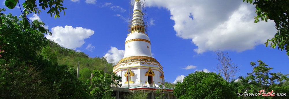 Wat Tham Muninat | Wat Ruesi | Buddhist Temple | Kanchanaburi | Western Thailand
